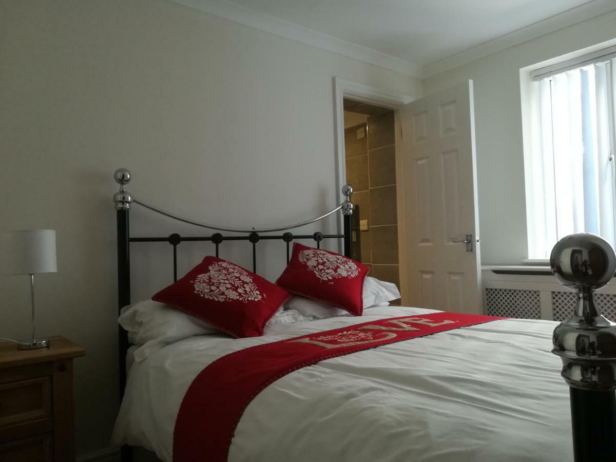 2 Bedroom Modern Apartment, Uplands, 스완지 외부 사진